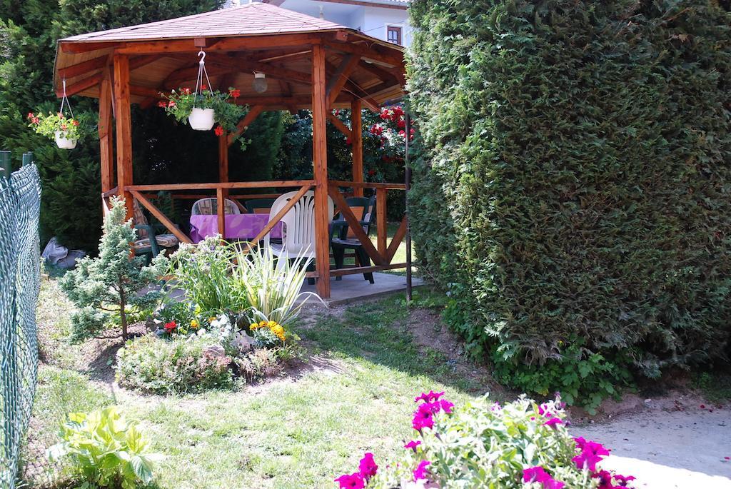 Antal Apartmanok 잘라카로쉬 외부 사진