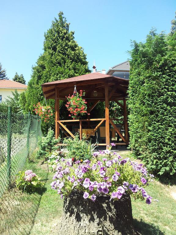 Antal Apartmanok 잘라카로쉬 외부 사진